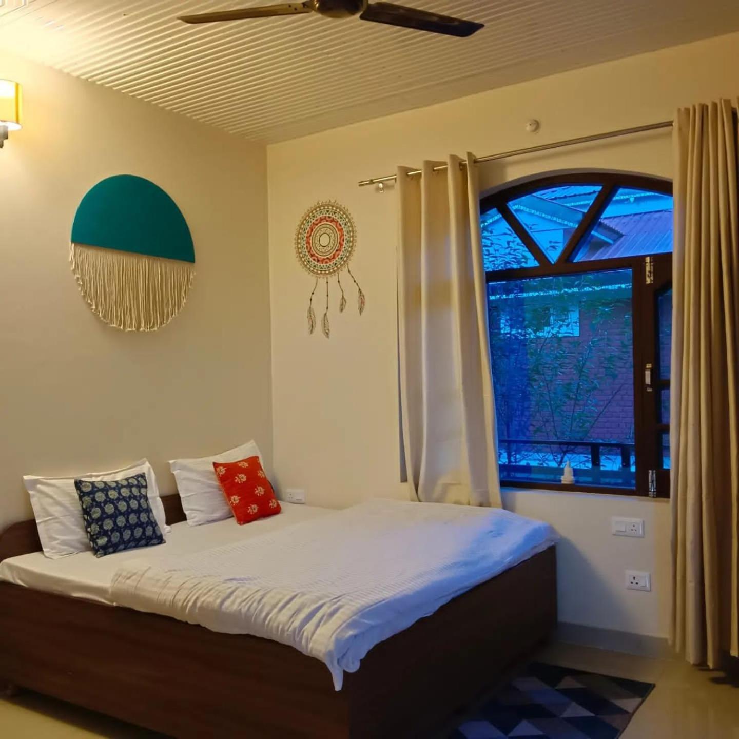 Aditya Homestay Bir-Billing Surrounded By Mountains Pokoj fotografie