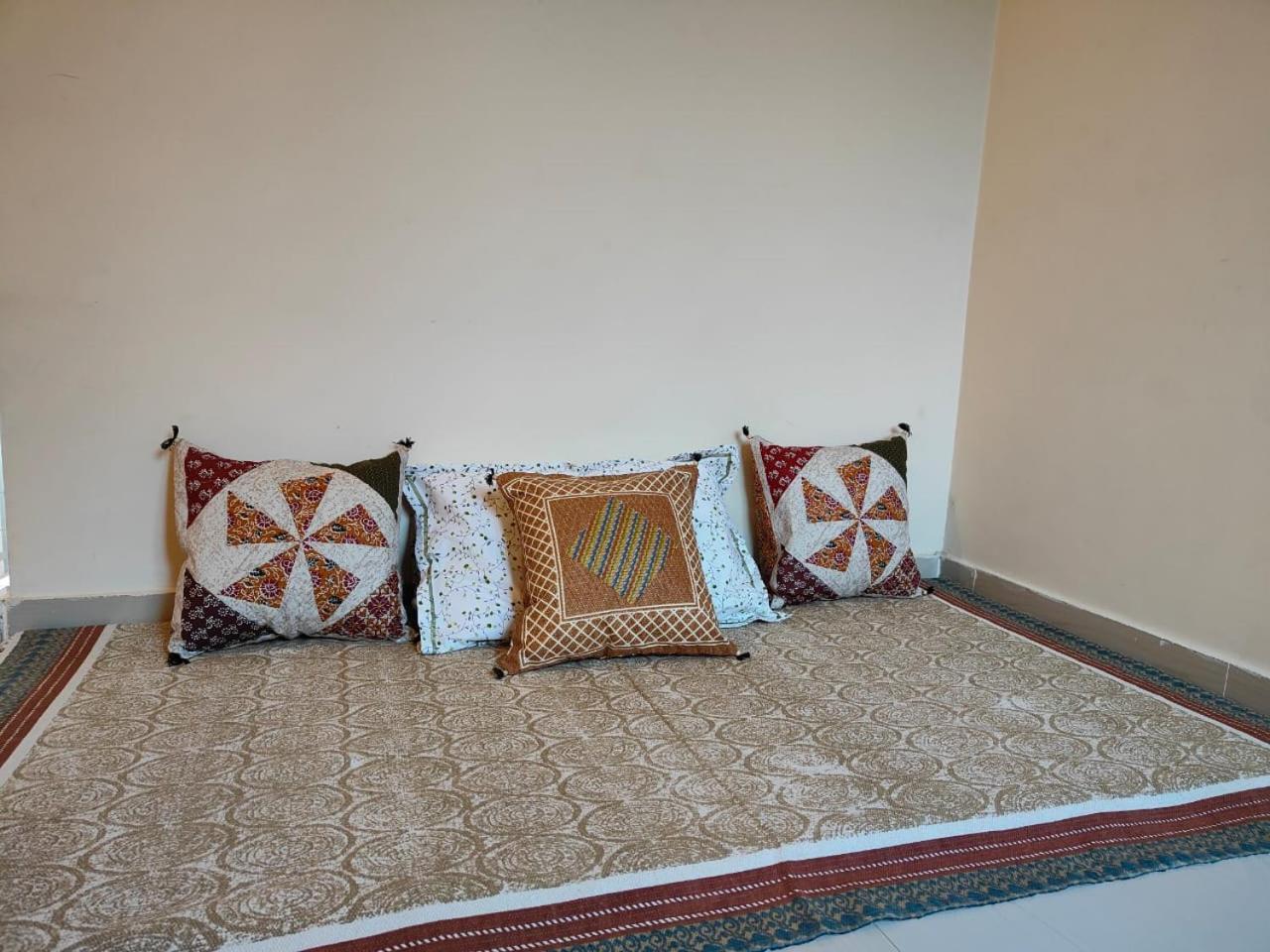 Aditya Homestay Bir-Billing Surrounded By Mountains Exteriér fotografie